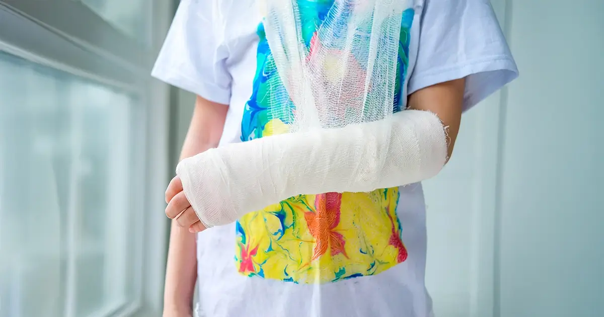 Person in a arm cast